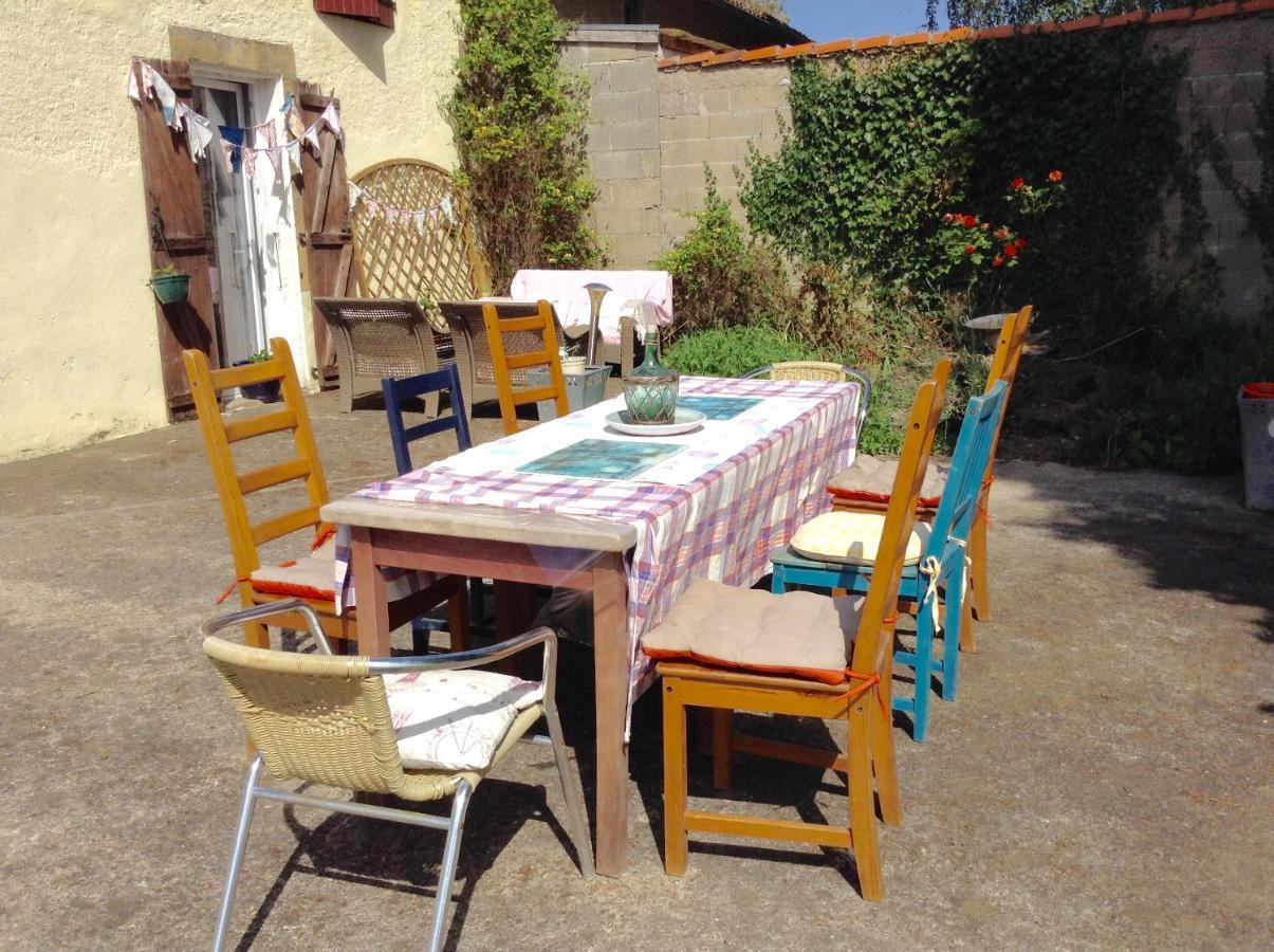 Homestay Arrabella Availles-Limouzine Exterior foto